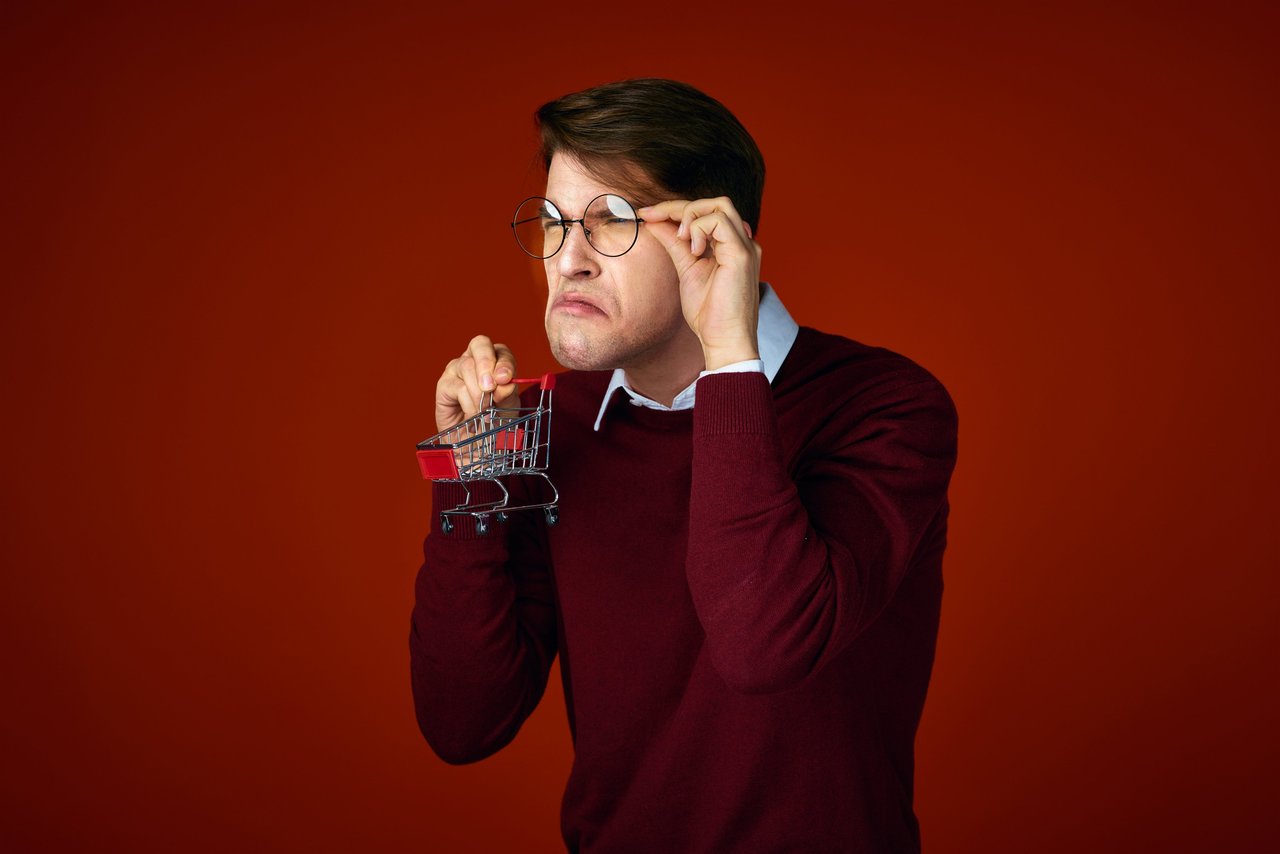 Its Easy To Find A Threesome